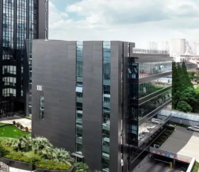 烟台彩洪玻璃钢化粪池在市政工程中的应用案例与选型要点
